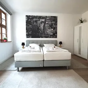  Apartment Pineapple Luxus Im Palais Am Neumarkt Deutschland