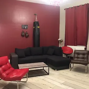powerfull-apartment-in-berlin-alexanderplatz.find-berlin-hotels.com/